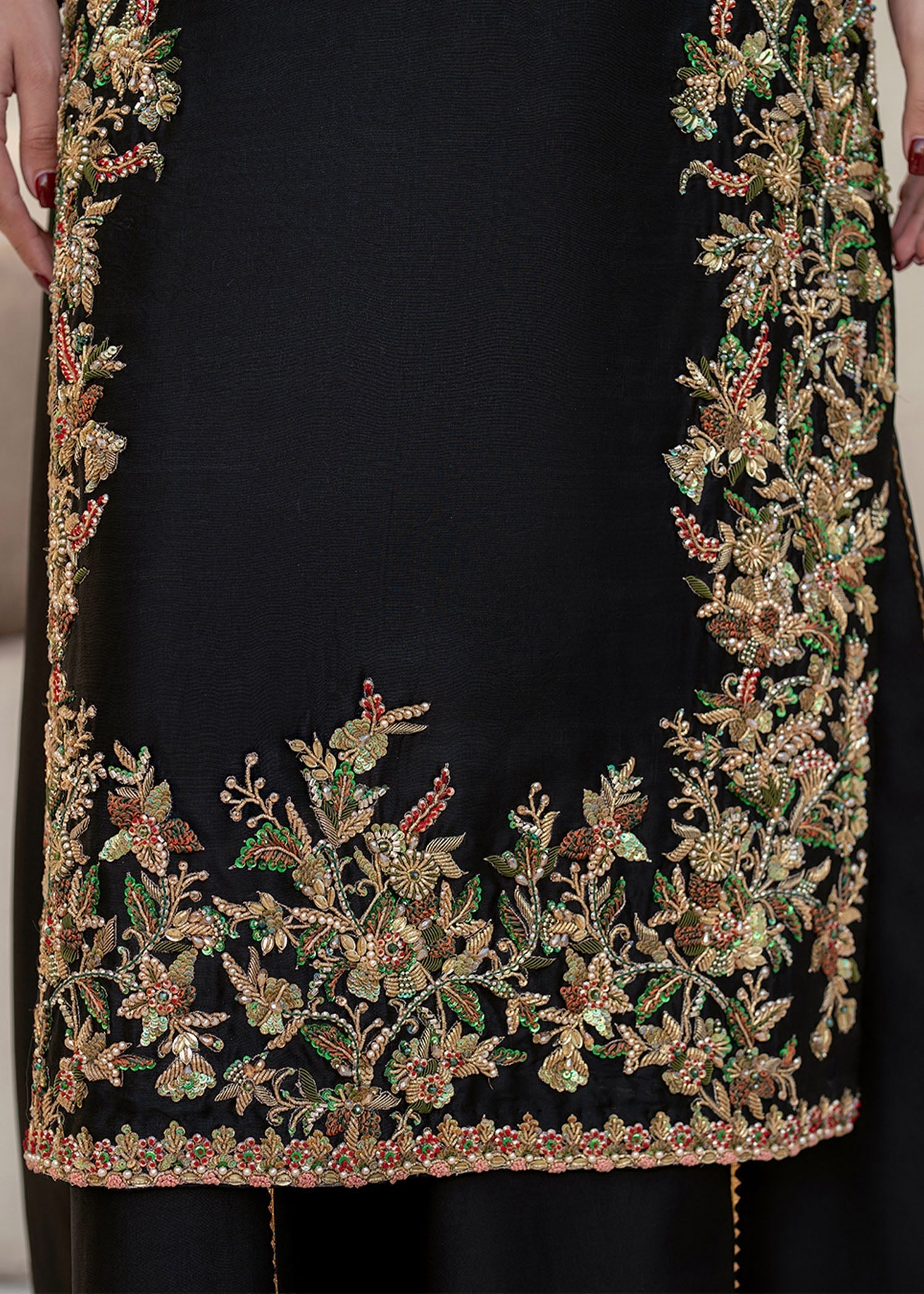 Dastoor | Maahi Luxury Pret 25 | Liyana XL Black Tissue Silk
