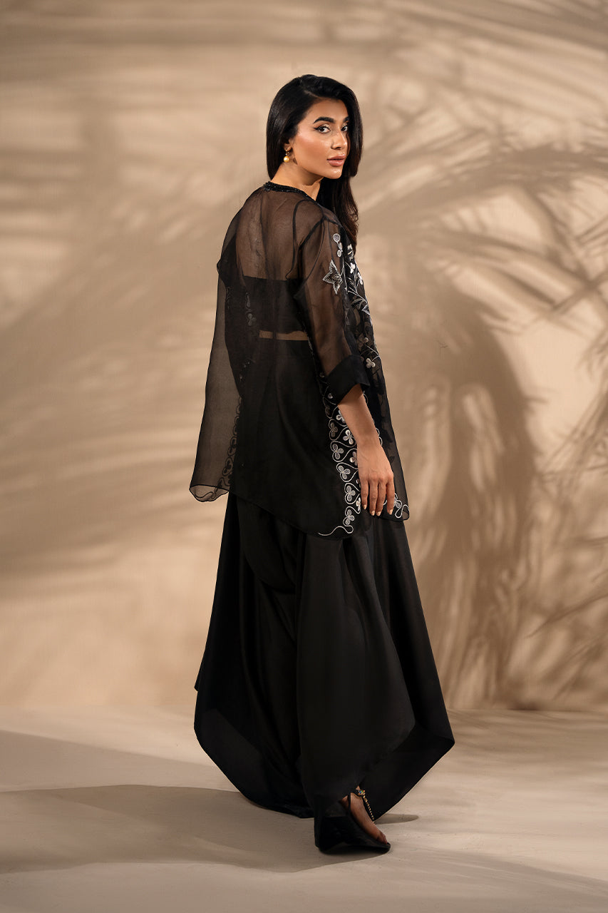 Sania Maskatiya | Mirra Luxury Pret 25 | Arah - Pakistani Designer Dress - by Sania Maskatiya - Type : Ladies Clothes - 100% Original at Saira Sultan
