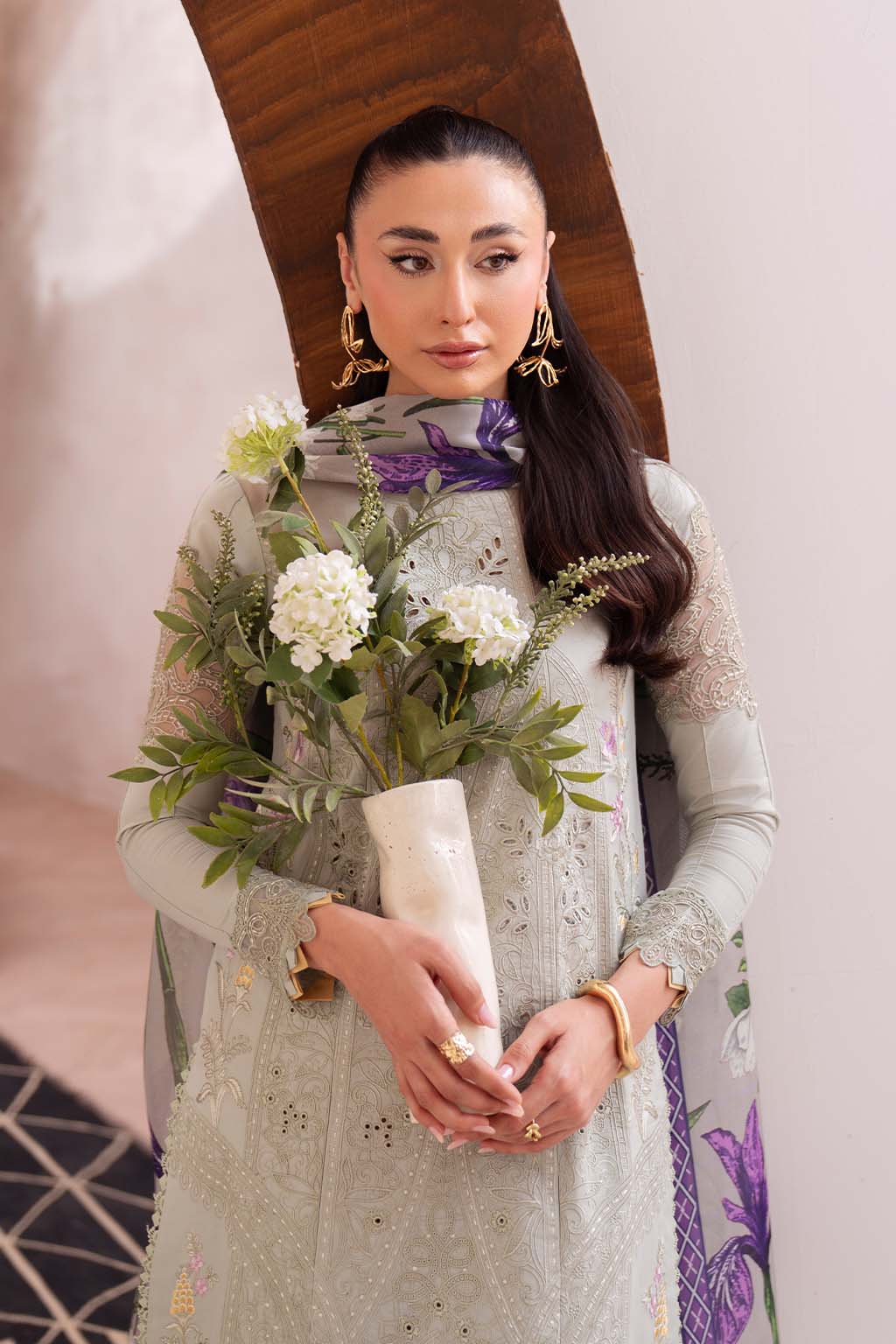 Neeshay | Symphony Luxury Lawn | OLIVE M Mint Lawn