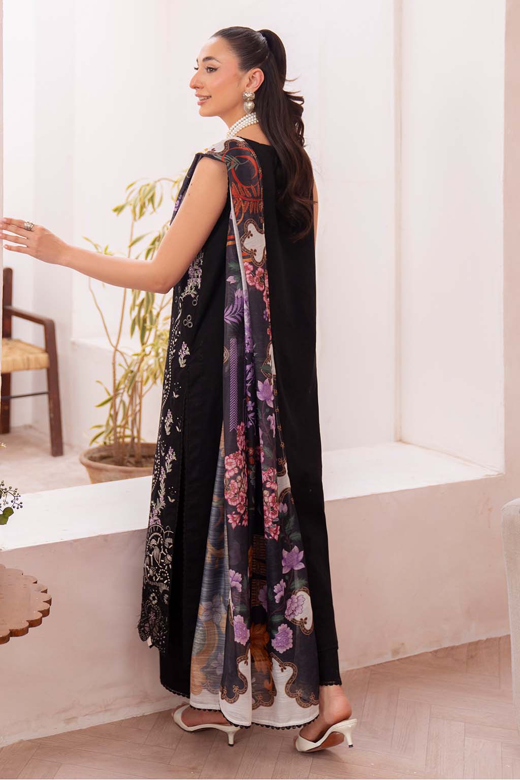 Neeshay | Symphony Luxury Lawn | INKSTONE XS Black Lawn