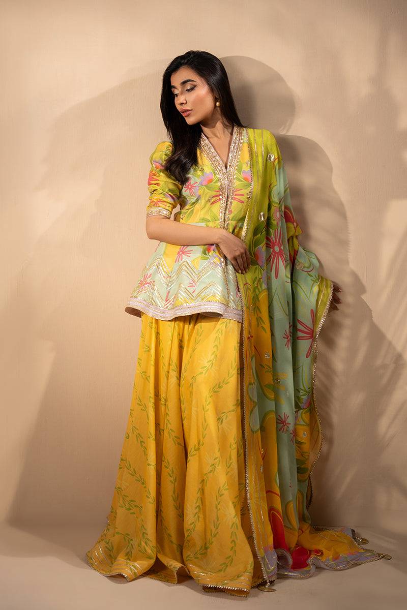 Sania Maskatiya | Mirra Luxury Pret 25 | Amaia - Pakistani Designer Dress - by Sania Maskatiya - Type : Ladies Clothes - 100% Original at Saira Sultan