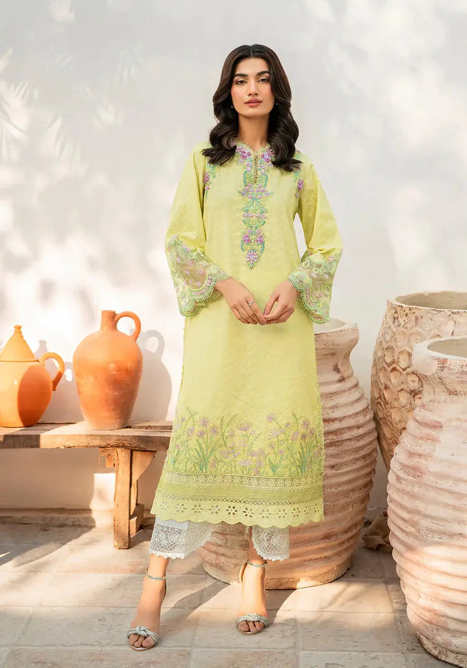 Zarqash | Belle Ame 24 | BL 001 Ziana - Pakistani Designer Dress - by Zarqash | Type: Luxury - 100% Original at Saira Sultan