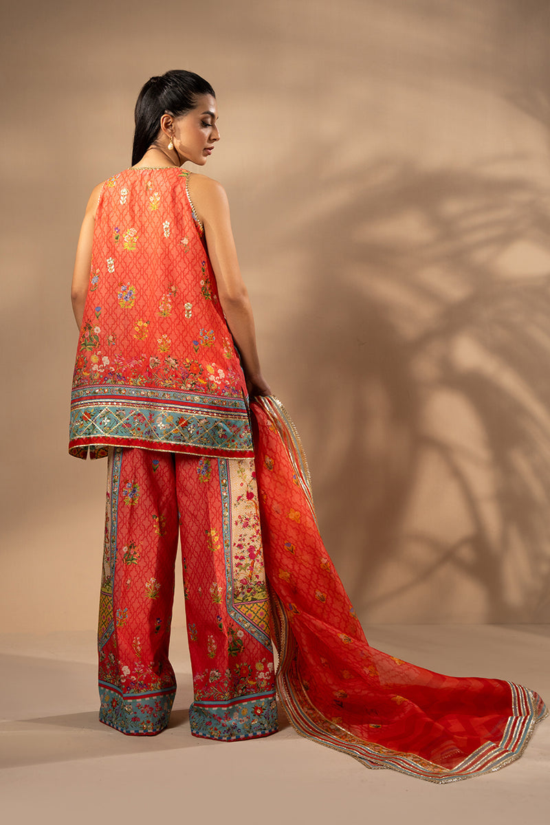 Sania Maskatiya | Mirra Luxury Pret 25 | Zella - Pakistani Designer Dress - by Sania Maskatiya - Type : Ladies Clothes - 100% Original at Saira Sultan