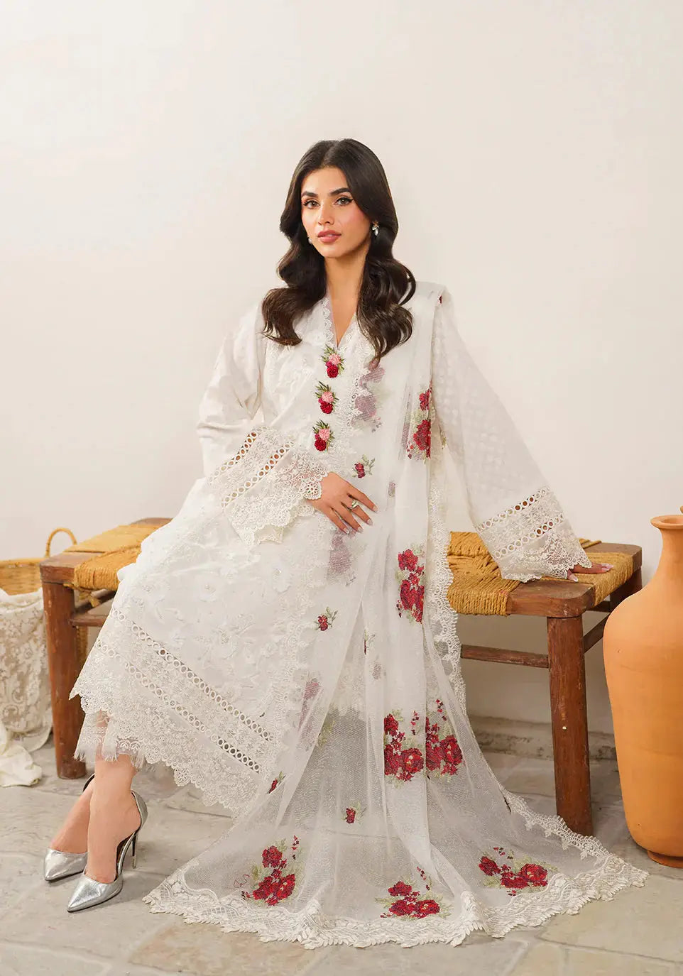 Zarqash | Belle Ame 24 | BL 012 BLANCHE - Pakistani Designer Dress - by Zarqash | Type: Luxury - 100% Original at Saira Sultan