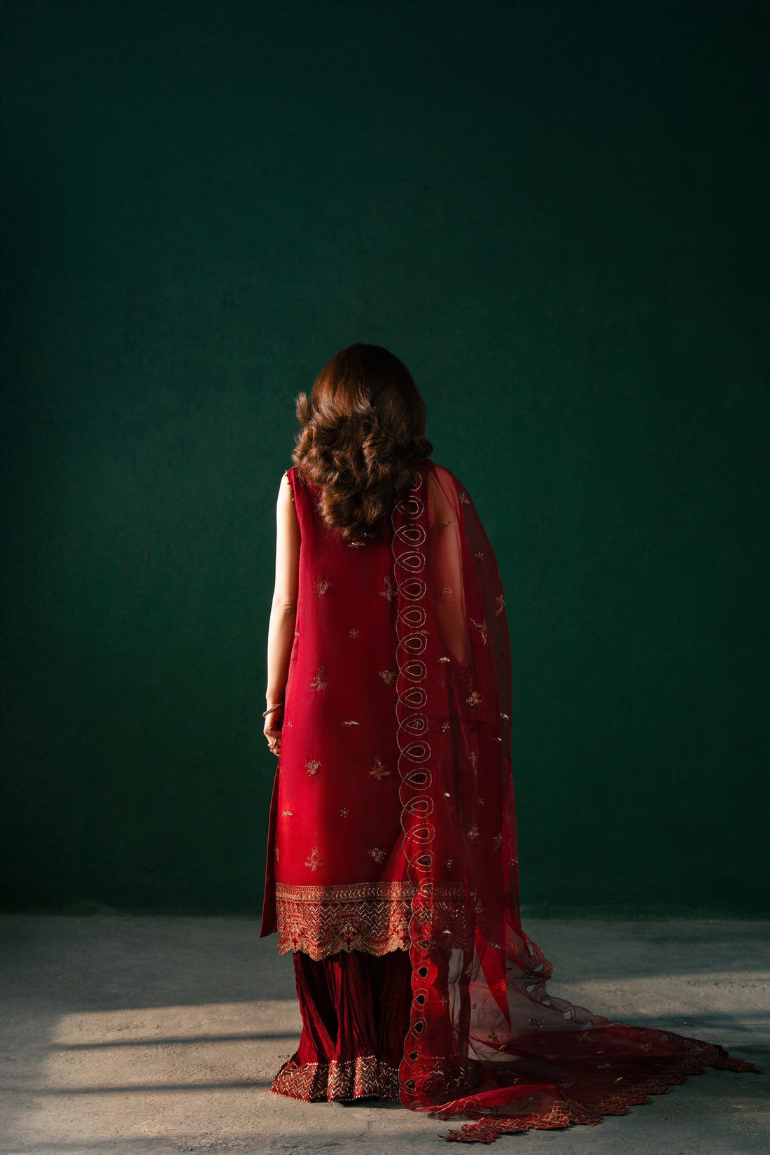 Malook | Rashq e Qamar | Serena XS Maroon Organza