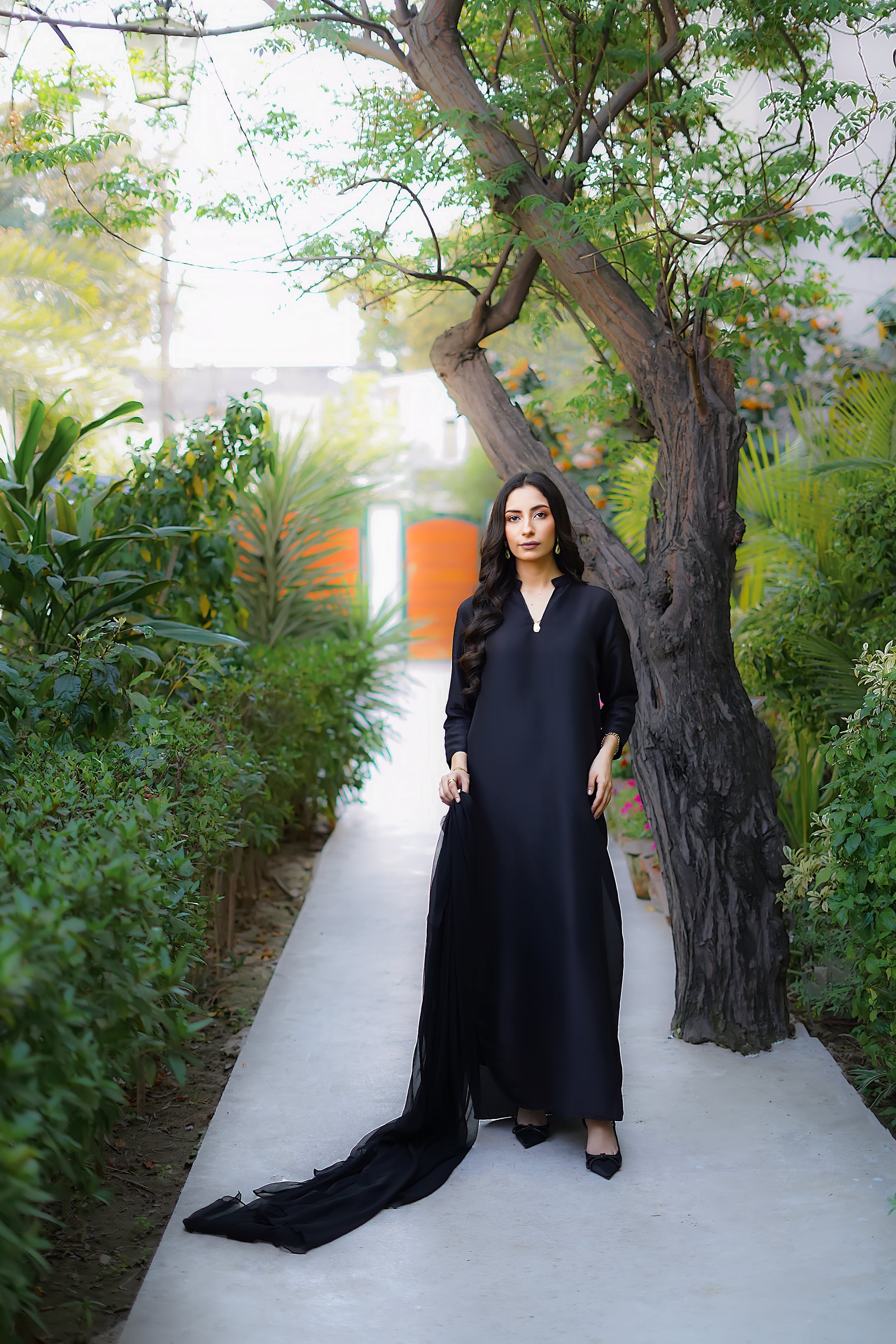 Erum Khan | Nue 25 | Midnight Enigma M Black Pure Raw Silk