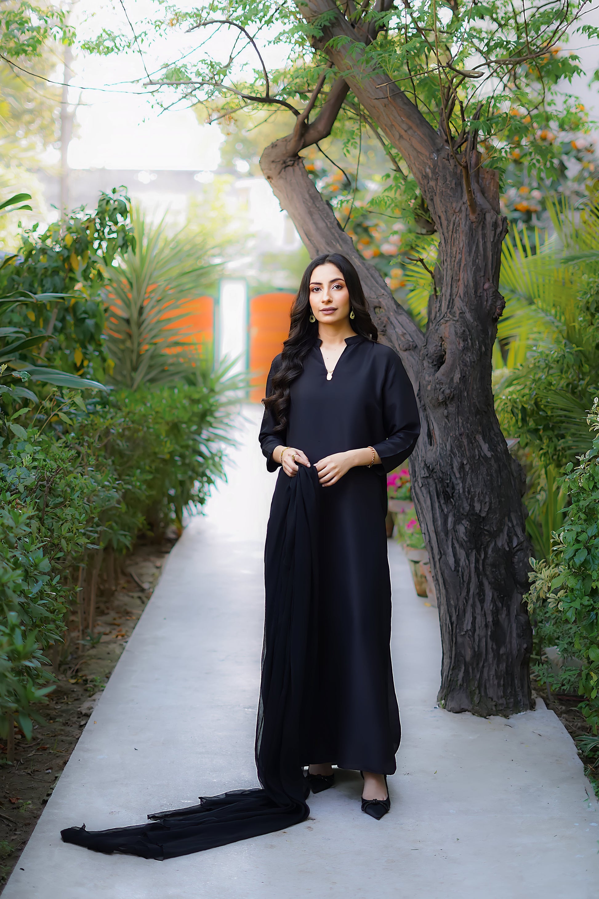 Erum Khan | Nue 25 | Midnight Enigma L Black Pure Raw Silk