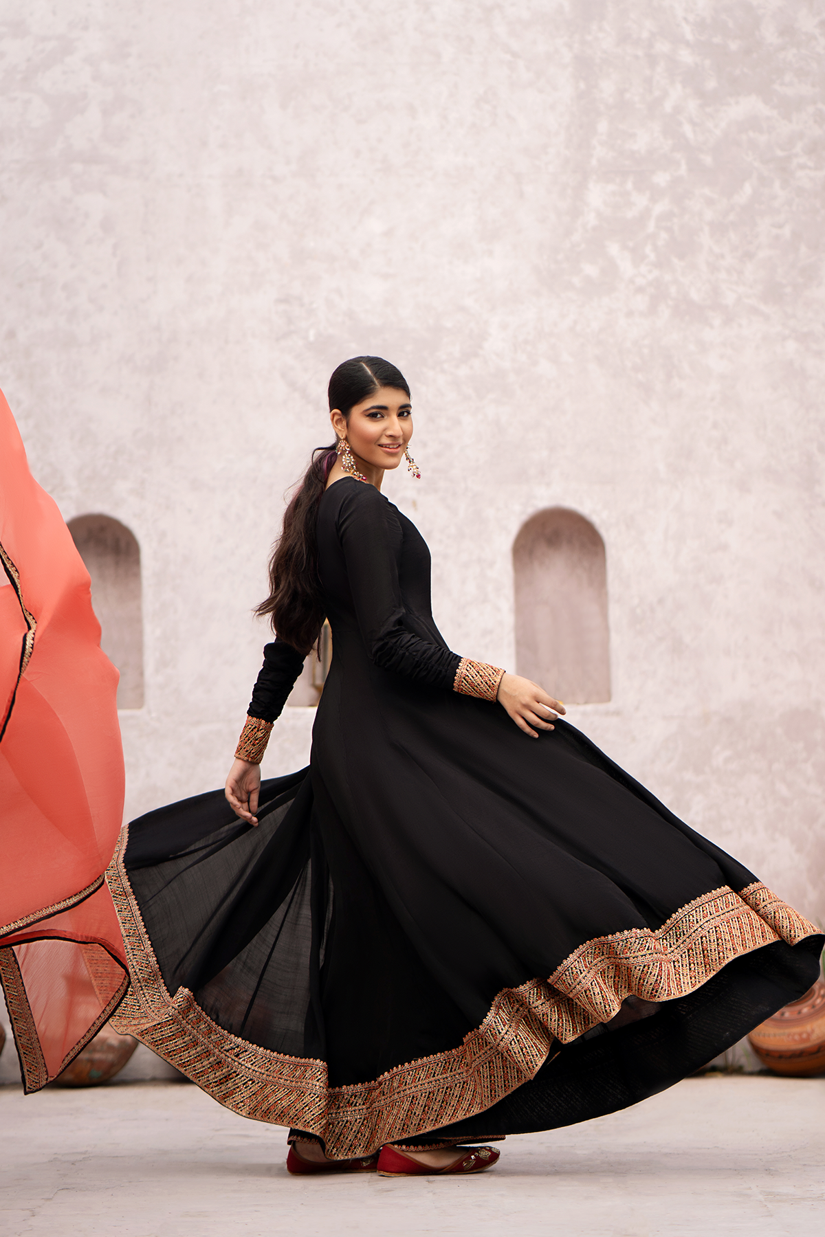 Erum Khan | Sakhiyan Formals | CHAMELI - Pakistani Designer Dress - by Erum Khan | Type: Formal - 100% Original at Saira Sultan