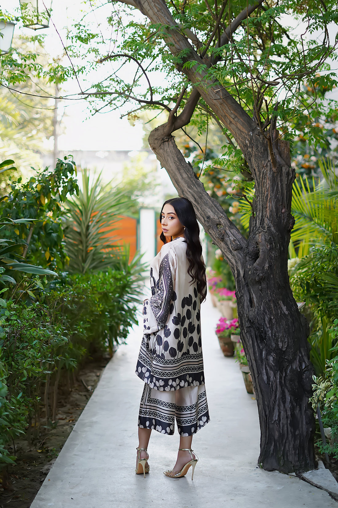 Erum Khan | Nue 25 | Royal Mirage XS Mauve Charmeuse Silk