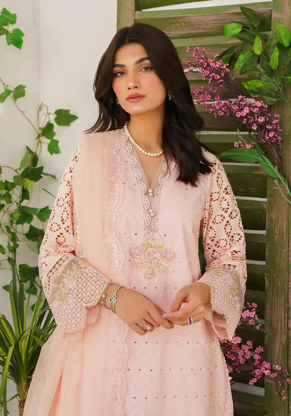 Zarqash | Belle Ame 24 | BL 008 Reine - Pakistani Designer Dress - by Zarqash | Type: Luxury - 100% Original at Saira Sultan
