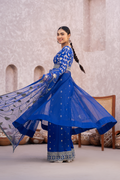 Erum Khan | Sakhiyan Formals | NARGIS - Pakistani Designer Dress - by Erum Khan | Type: Formal - 100% Original at Saira Sultan