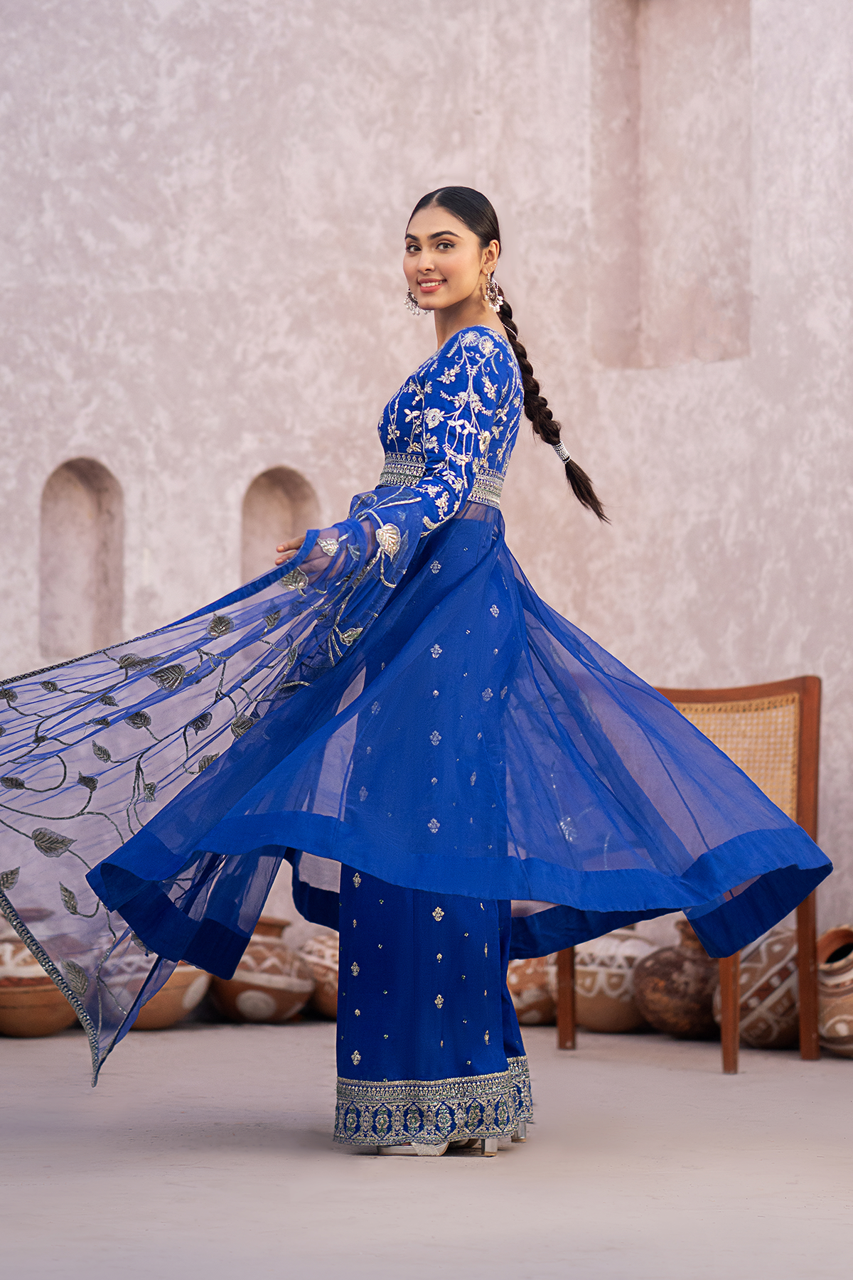 Erum Khan | Sakhiyan Formals | NARGIS - Pakistani Designer Dress - by Erum Khan | Type: Formal - 100% Original at Saira Sultan