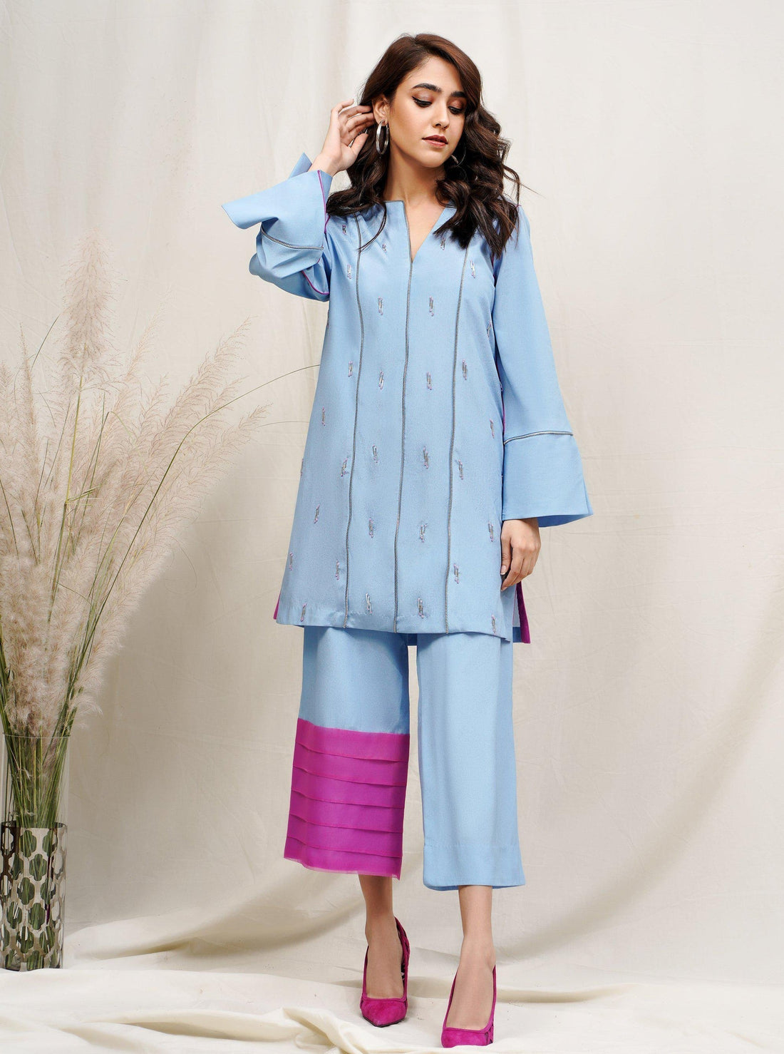 Hana | Rococo Ready to Wear | Flawless Fuschia (ROCOB-06) XS Sky Blue Grip