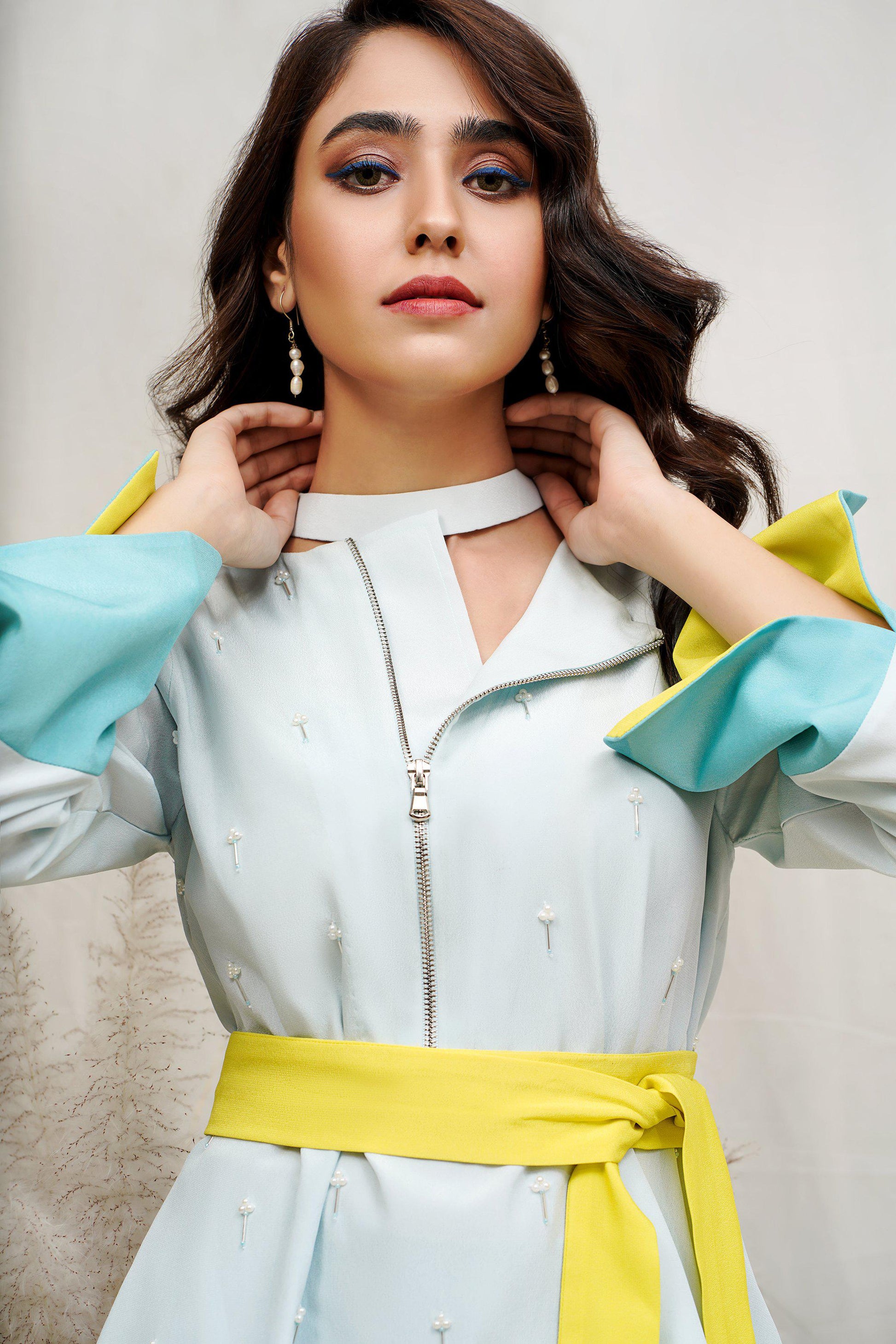 Hana | Rococo Ready to Wear | May Day- ROCOB- 04 M White Grip