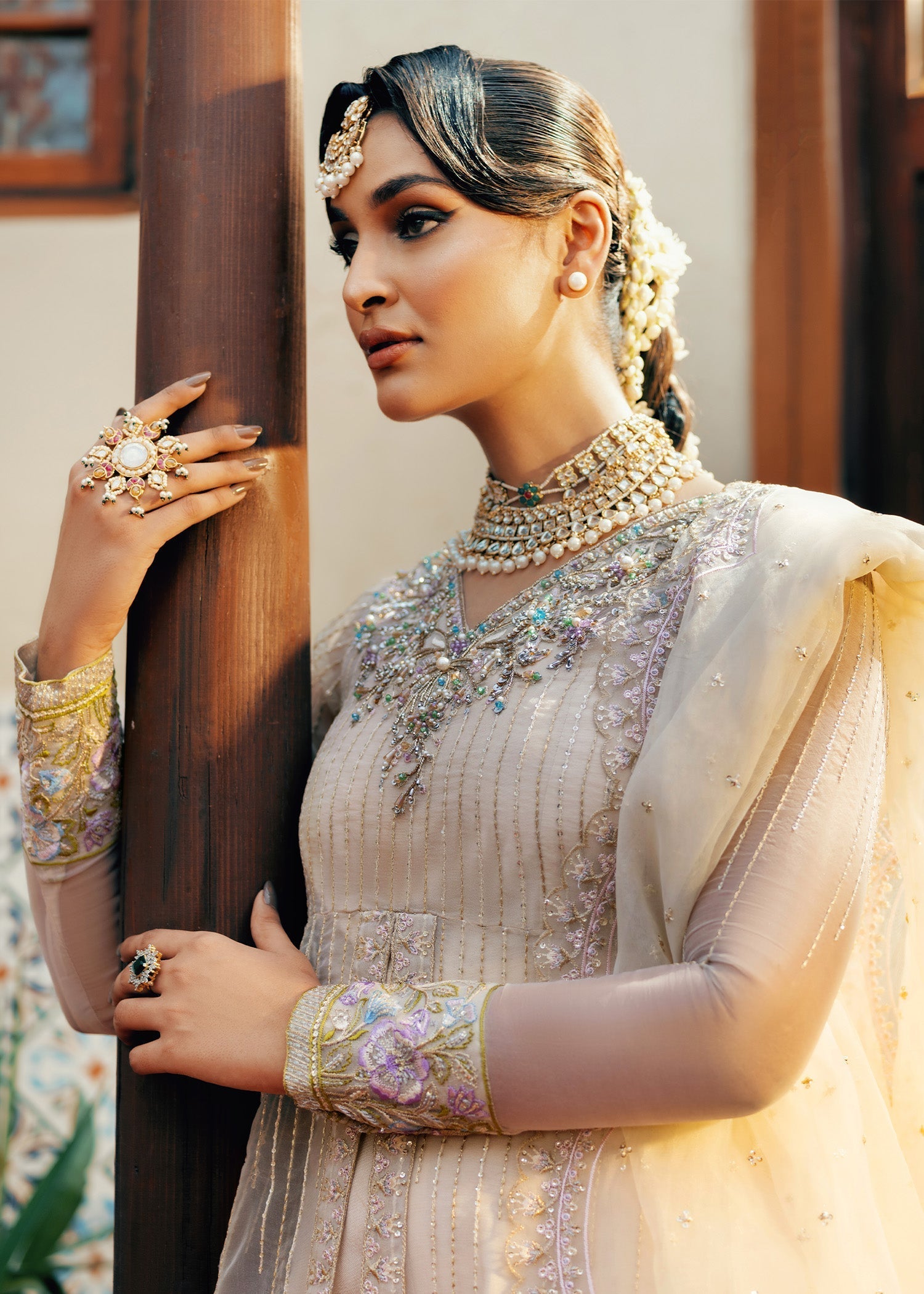 Jamnii | Noor e Nazakat | Noor-e-Subha L Ivory Organza