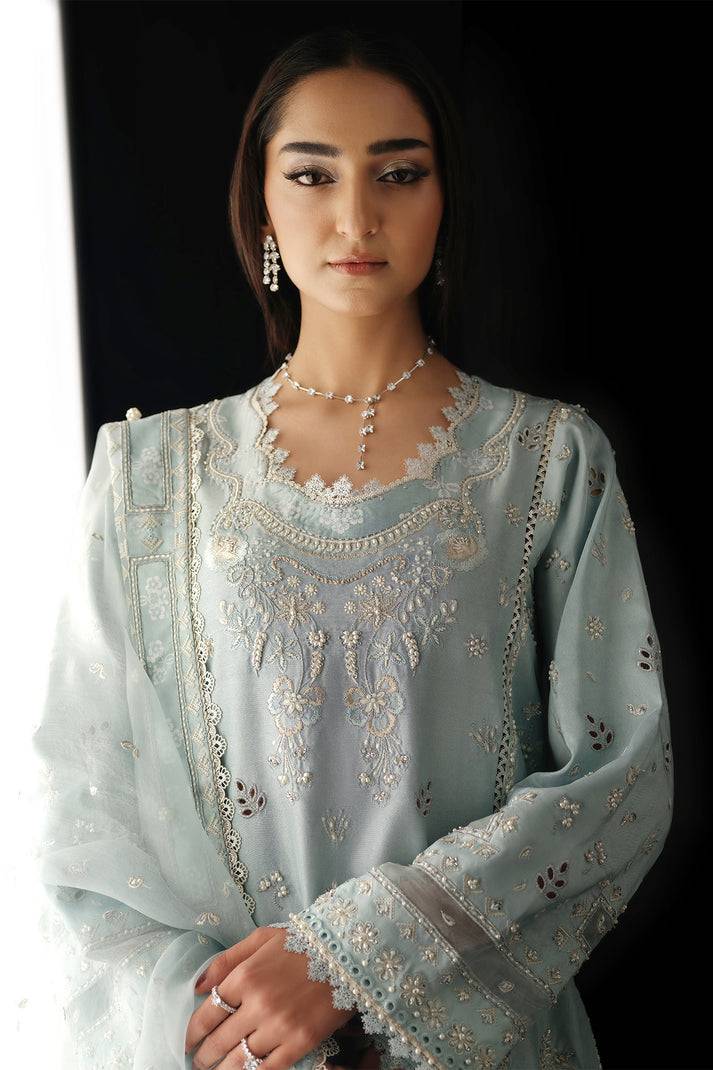 Nyra | Silk Pret A Porter 25 | Avisa - Pakistani Designer Dress - by Nyra | Type: Ladies Clothes - 100% Original at Saira Sultan