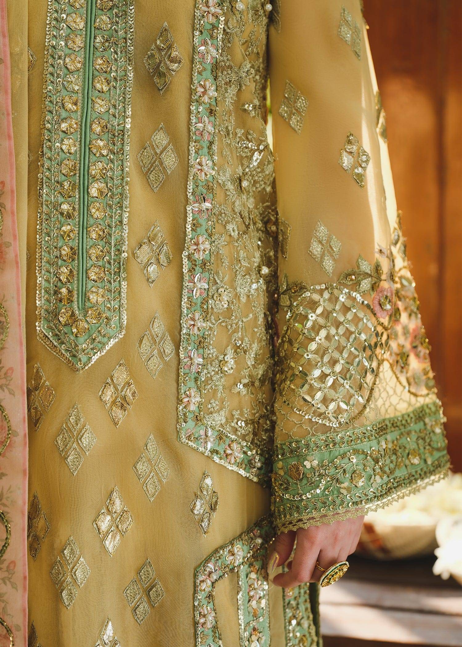 Saira Shakira | Wedding Collection 24 | TNI - Pakistani Designer Dress - by Saira Shakira | Type: Bridal - 100% Original at Saira Sultan