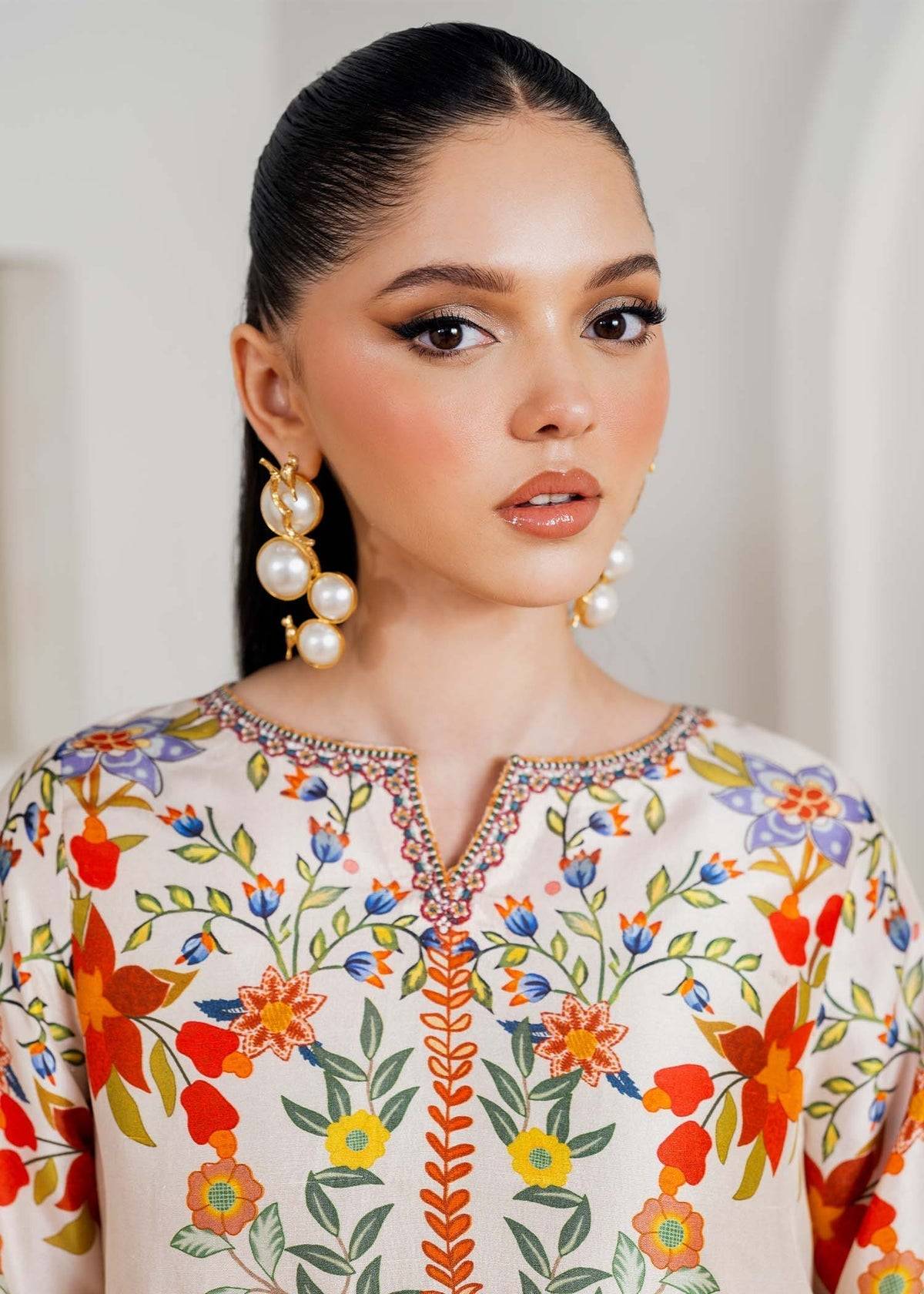 Kanwal Malik | Rosalia Silk Eid 25 | Celia - Pakistani Designer Dress - by Kanwal Malik | Type: Ladies Clothes - 100% Original at Saira Sultan
