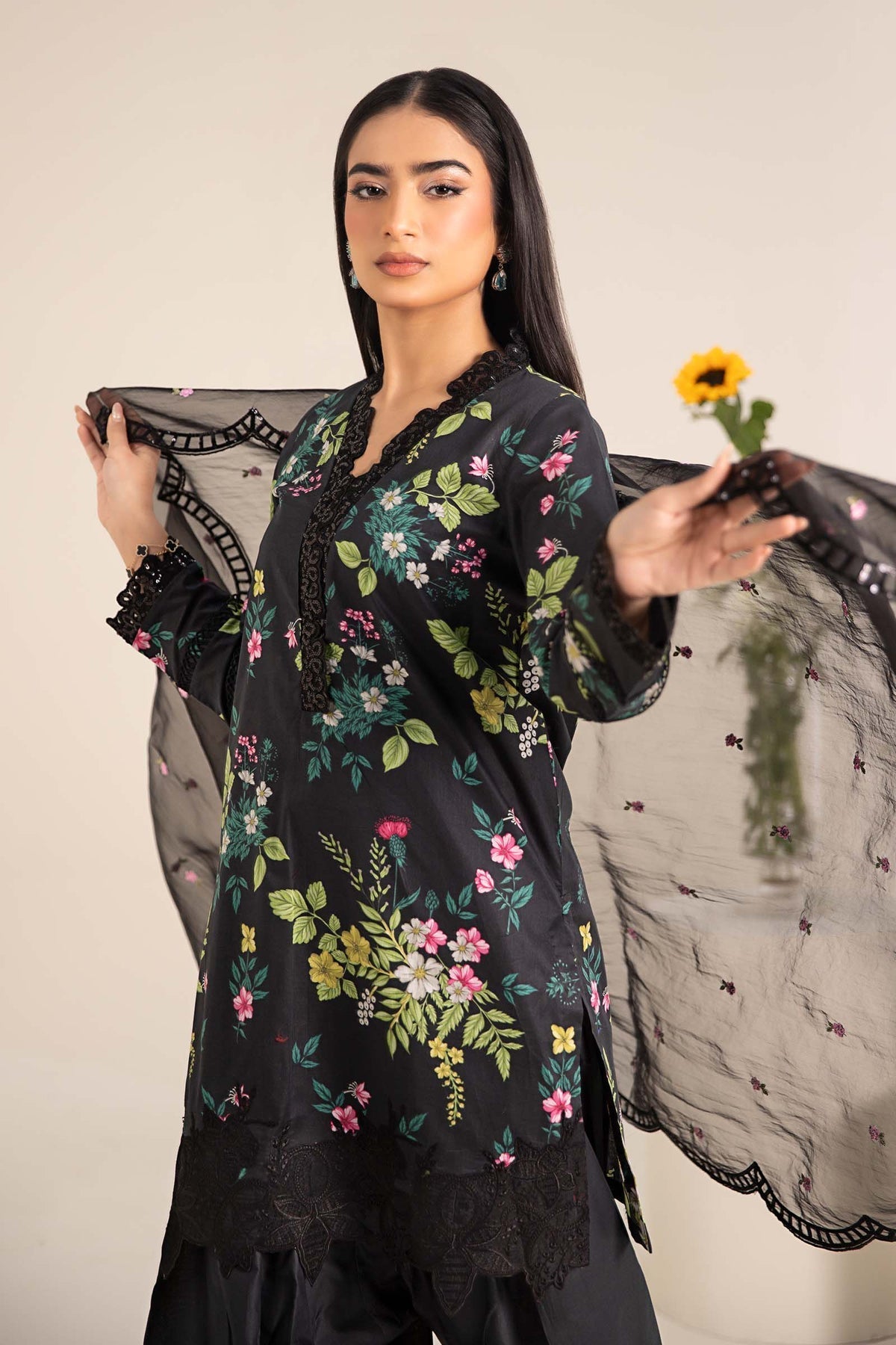 Maria B | Casual Pret 25 | DW-EF25-27 L Black Lawn