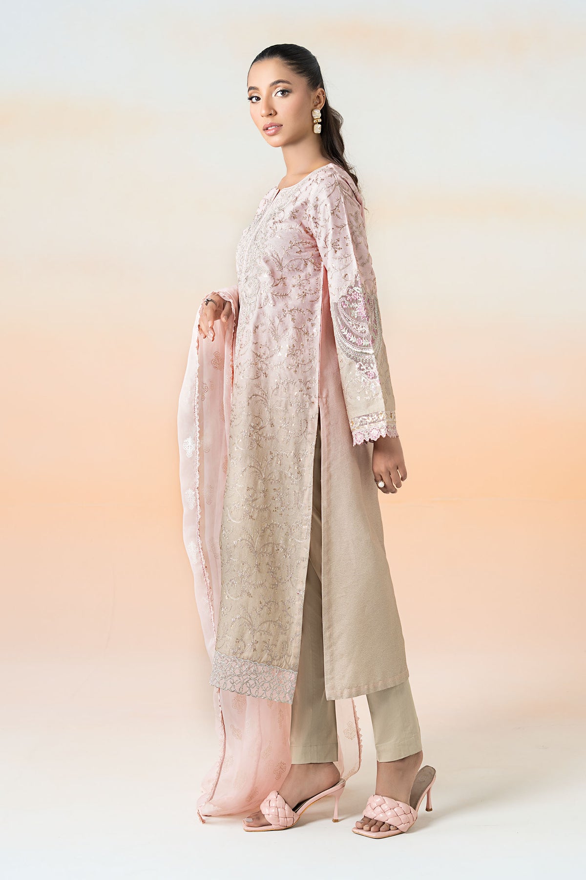 Maria B | Casual Pret 25 | DW-EF25-13 XL Pink Jacquard Lawn