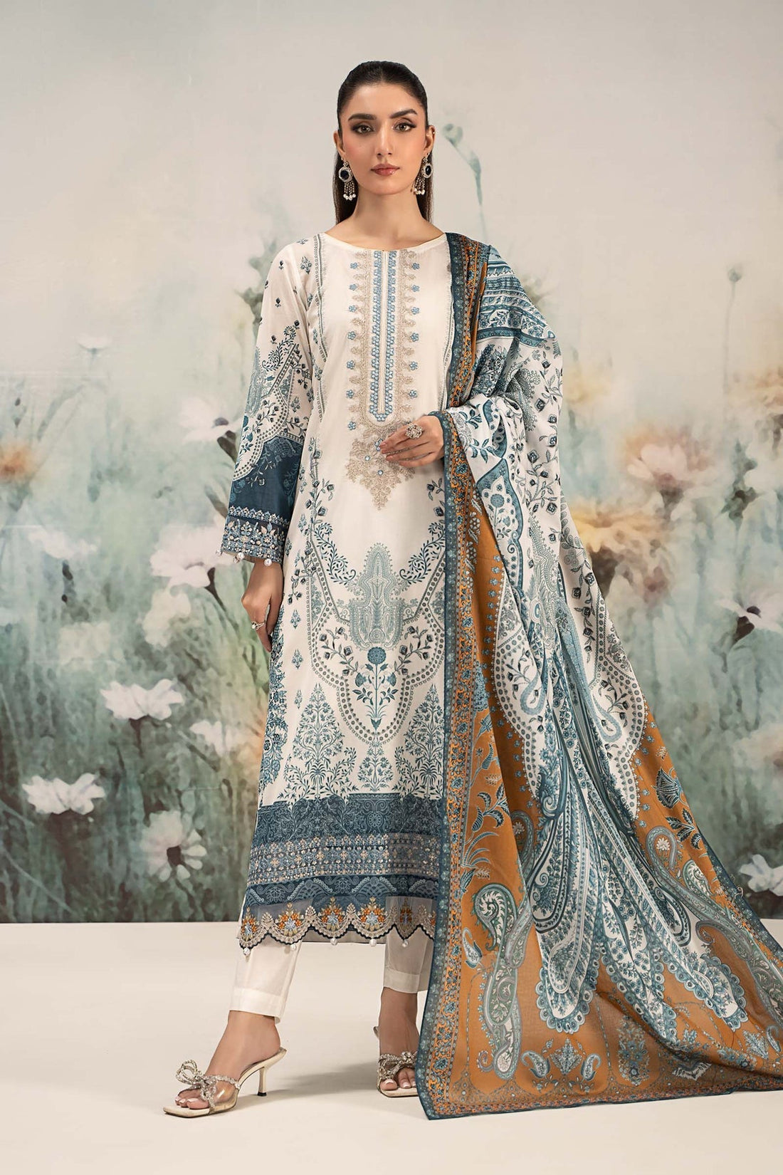 Maria B | Casual Pret 25 | DW-EF25-14 XS Off White Lawn