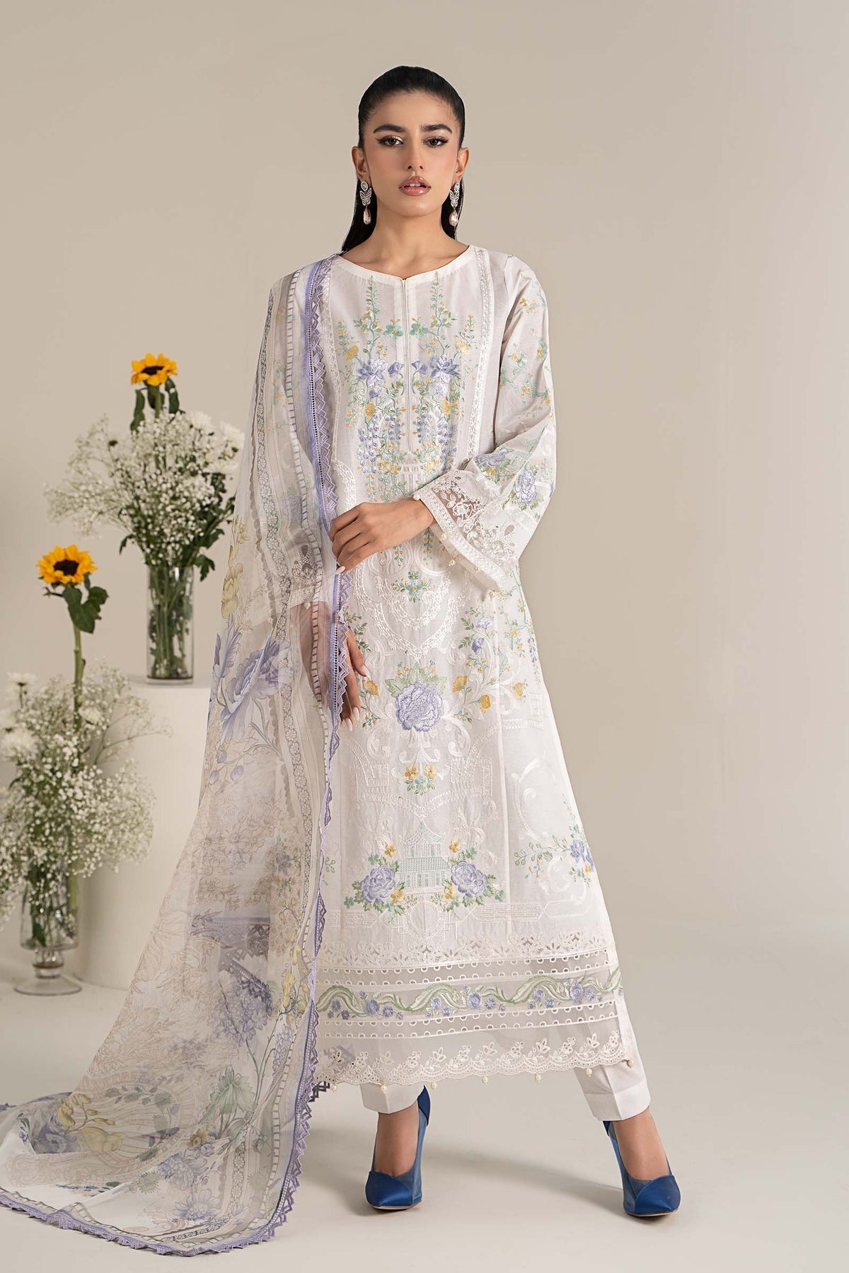Maria B | Casual Pret 25 | DW-EF25-49 XS Off White Jacquard Lawn