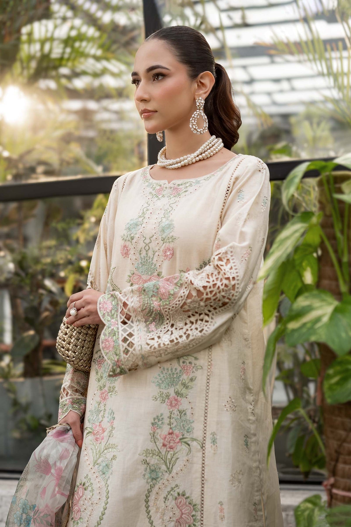 Maria B | Casual Pret 25 | DW-EF25-47 L Off White Jacquard Lawn