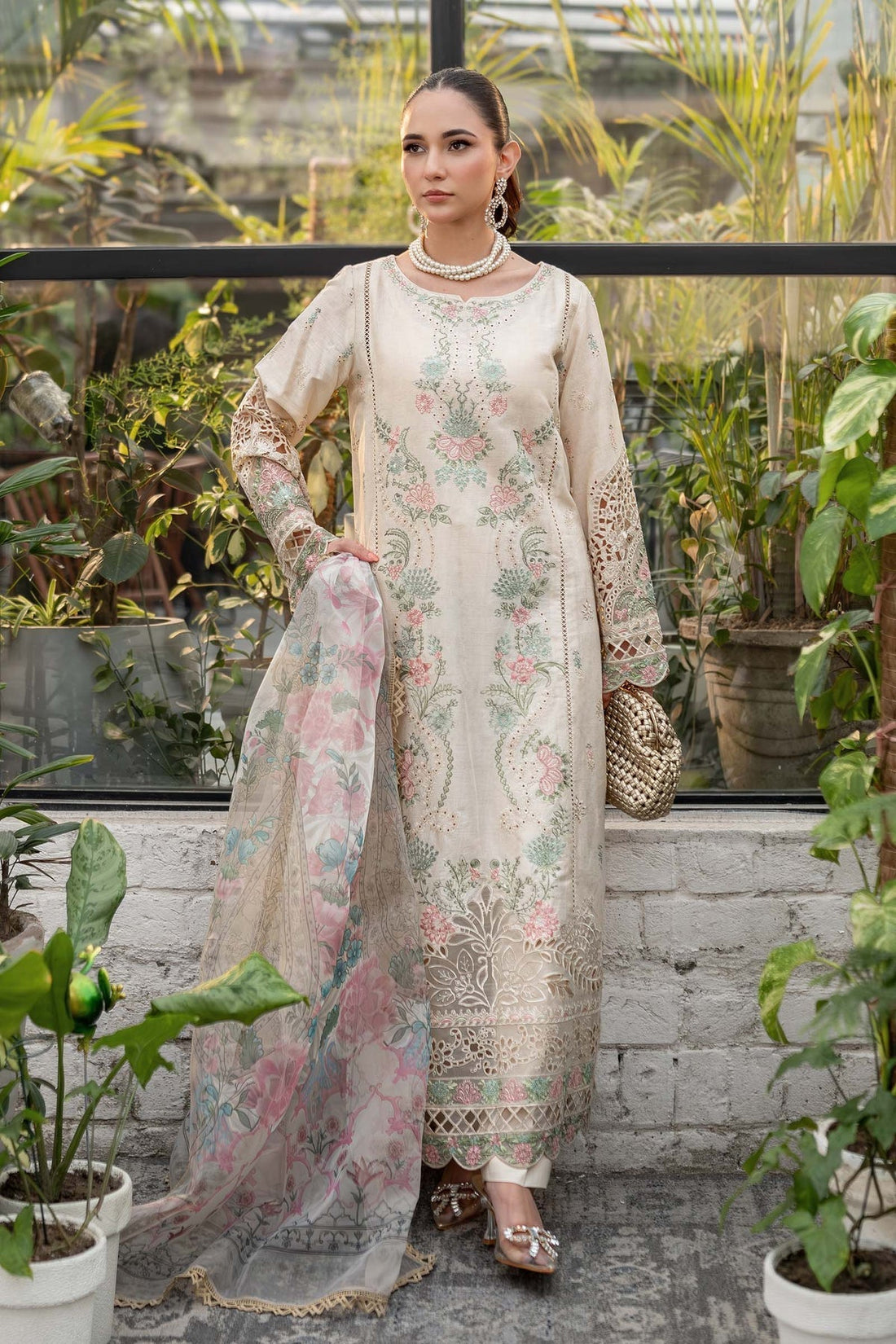 Maria B | Casual Pret 25 | DW-EF25-47 XS Off White Jacquard Lawn