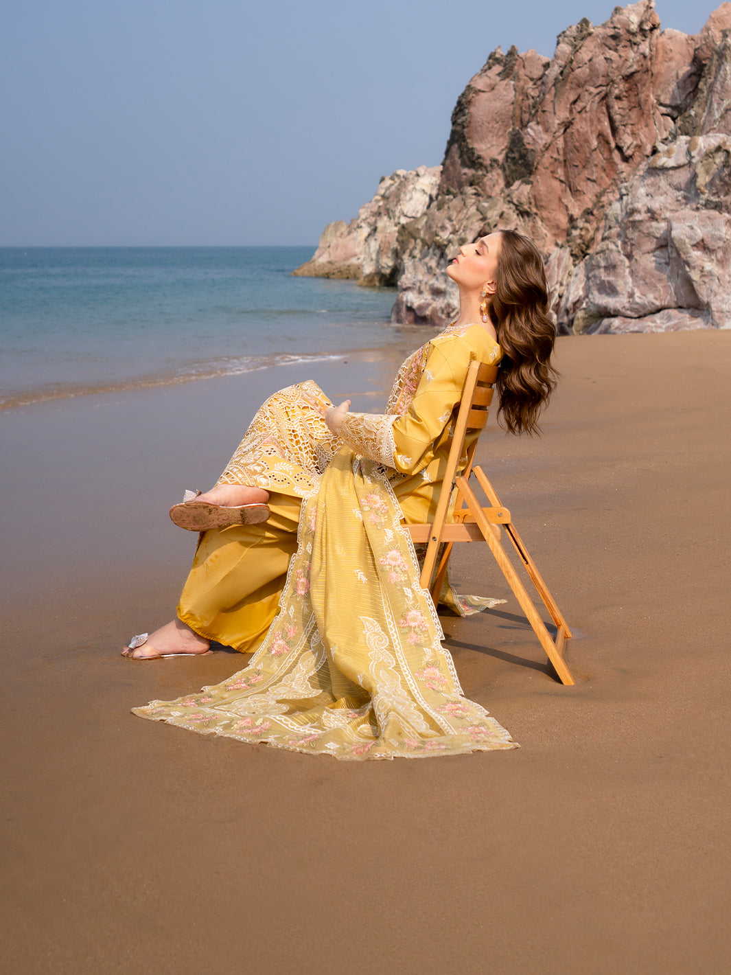 Mahnur | Sirena Luxury Lawn 25 | Dahlia Custom Size Pale Yellow Lawn