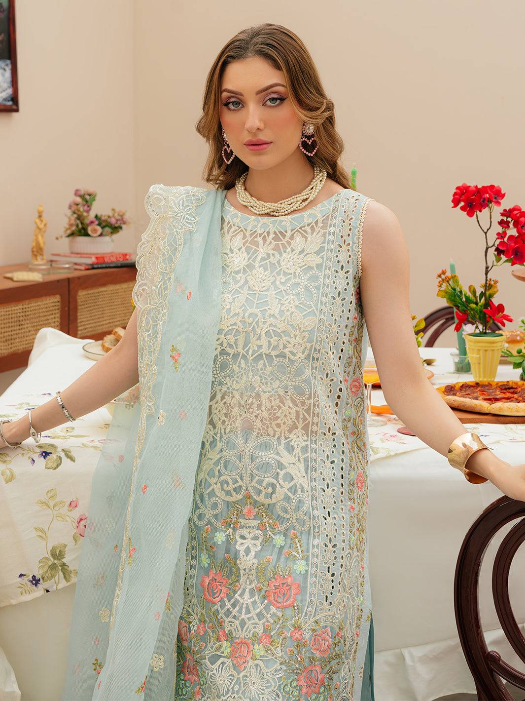 Mahnur | Allenura Luxury Lawn 24 | ELYSSA - Pakistani Designer Dress - by Mahnur | Type: Luxury - 100% Original at Saira Sultan