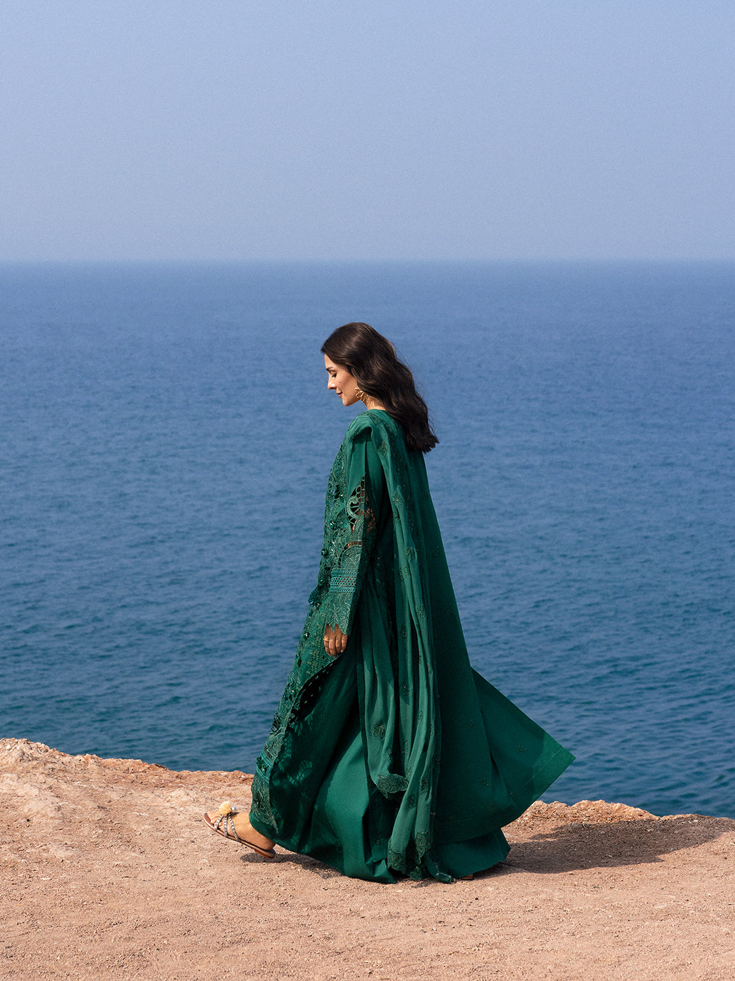Mahnur | Sirena Luxury Lawn 25 | Eirene Custom Size Teal Green Lawn