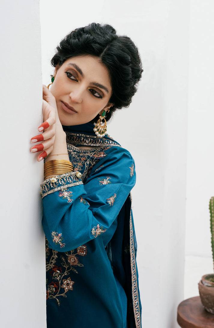 Emaan Adeel | Gul Mohr Eid Pret | ZABEEN - Pakistani Designer Dress - by Emaan Adeel | Type: Luxury - 100% Original at Saira Sultan