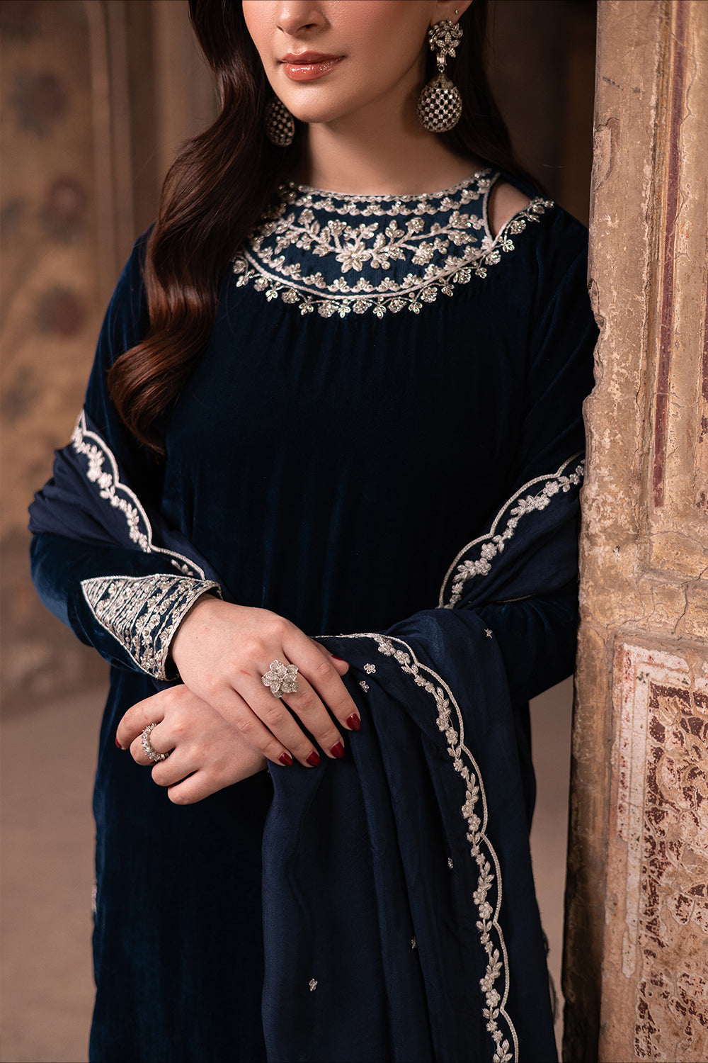 Azure | Vogue Formals | Enchanted Ocean L Teal Blue Velvet