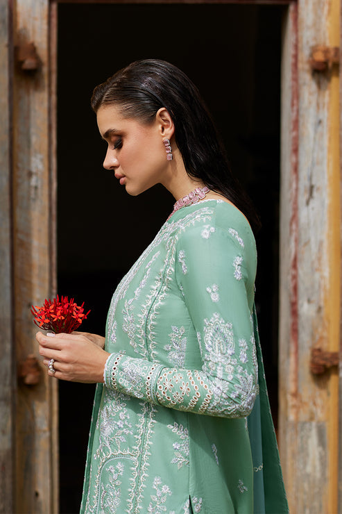 Gulaal | Luxury Lawn 25 | Freesia M Aqua Lawn