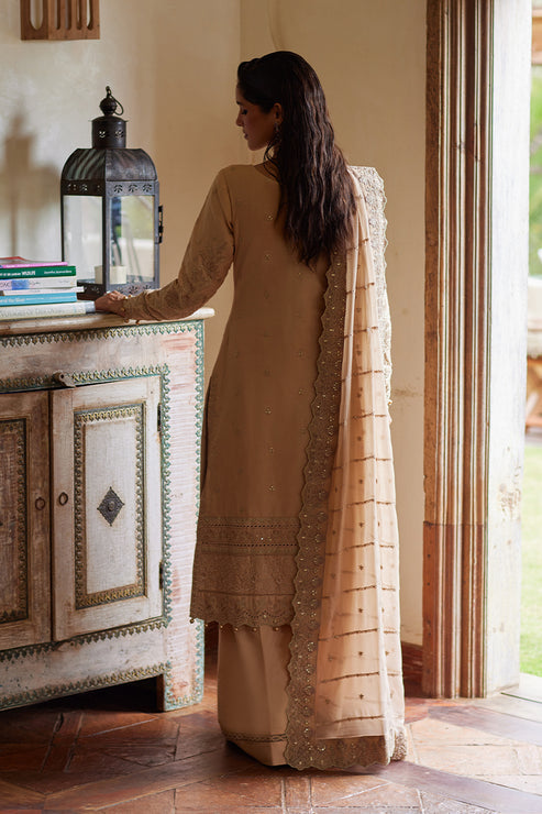 Gulaal | Luxury Lawn 25 | Daphne XS Beige Lawn