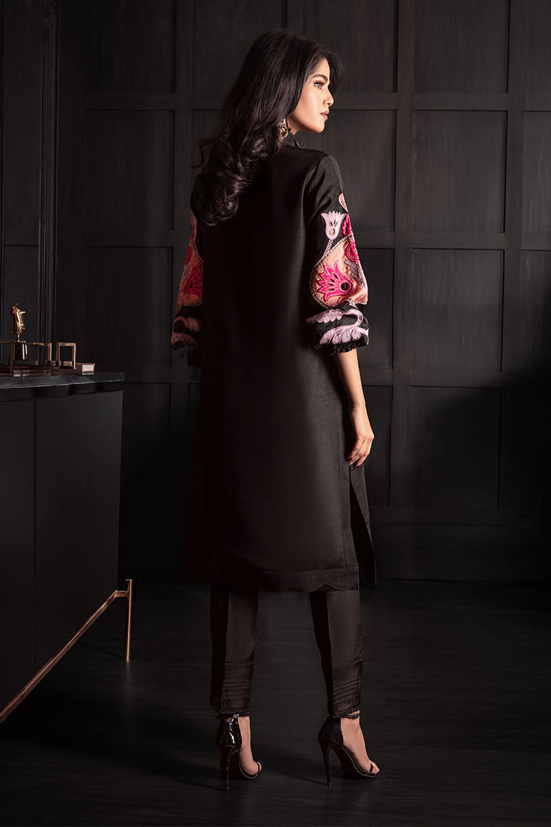 Wardha Saleem | Zimal Silk Edit | Miska - Pakistani Designer Dress - by Wardha Saleem - Type : Ladies Clothes - 100% Original at Saira Sultan