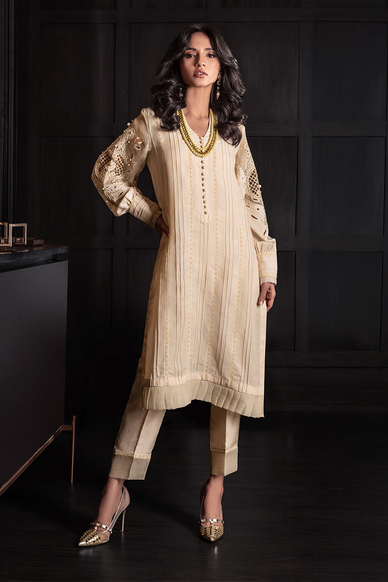 Wardha Saleem | Zimal Silk Edit | Alara - Pakistani Designer Dress - by Wardha Saleem - Type : Ladies Clothes - 100% Original at Saira Sultan