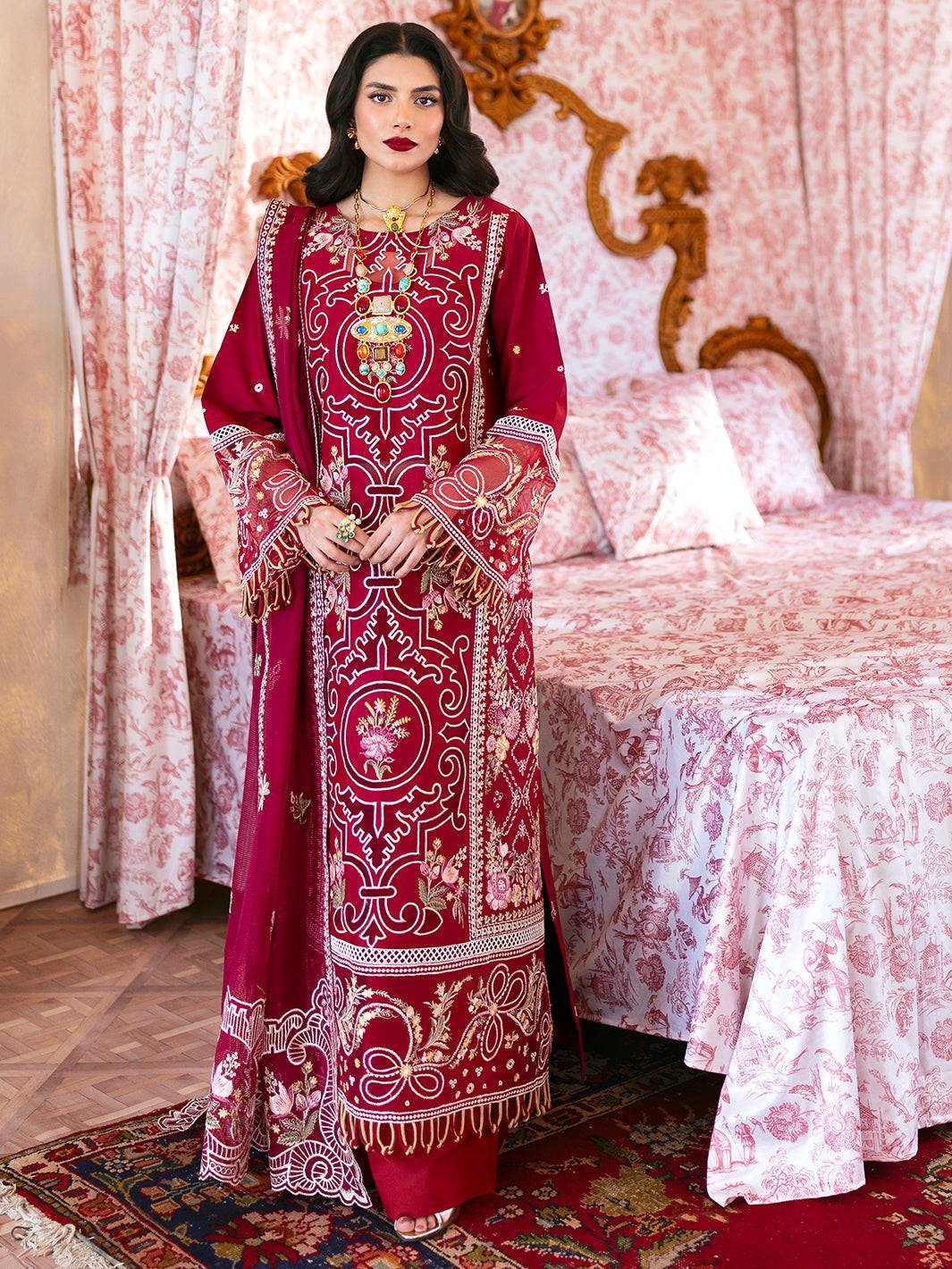 Mahnur | Sophie Luxury Lawn 25 | Ginny - Pakistani Designer Dress - by Mahnur | Type: Ladies Clothes - 100% Original at Saira Sultan