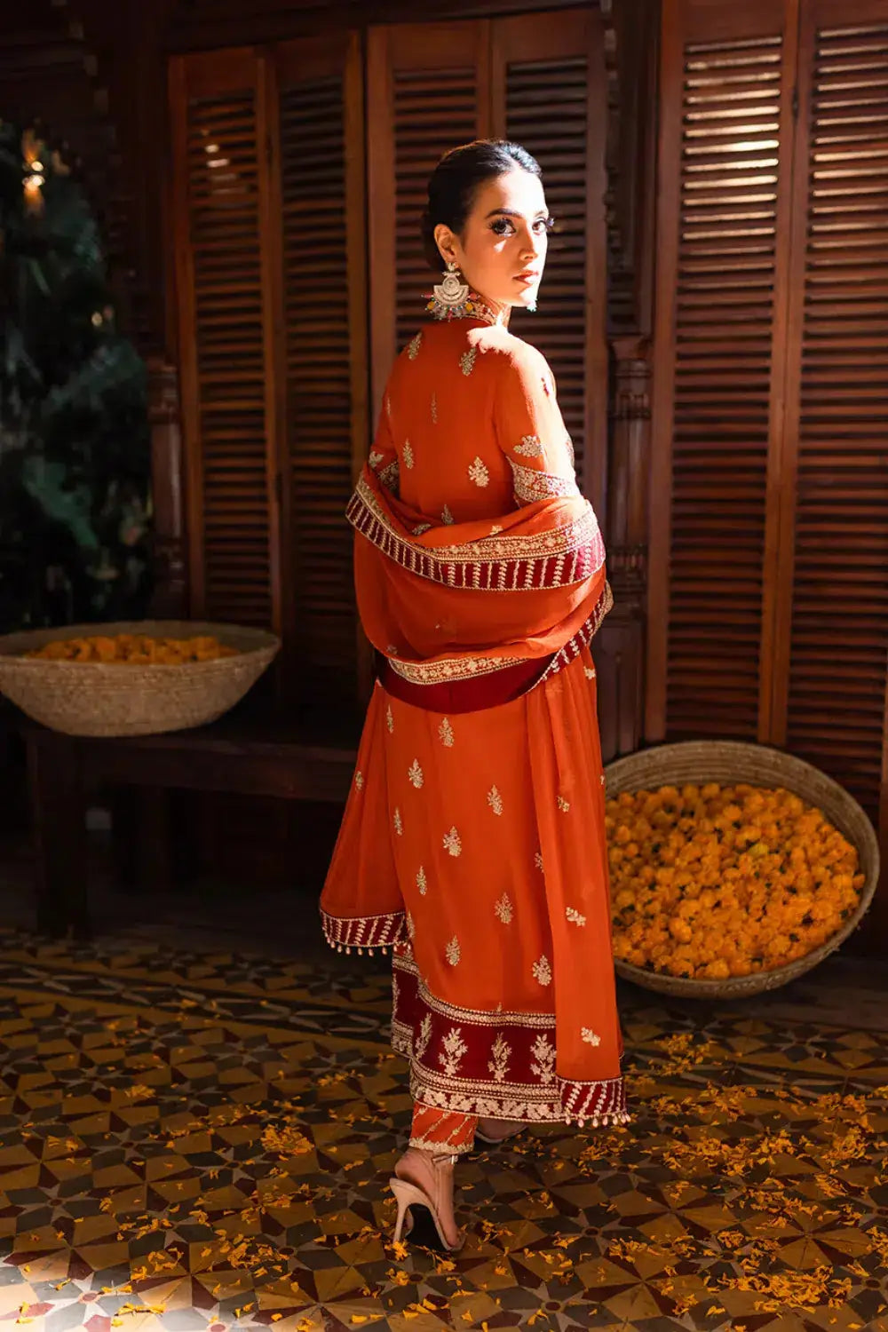 Azure | Embroidered Formals | Grandeur Glam - Pakistani Designer Dress - by Azure | Type: Formal - 100% Original at Saira Sultan