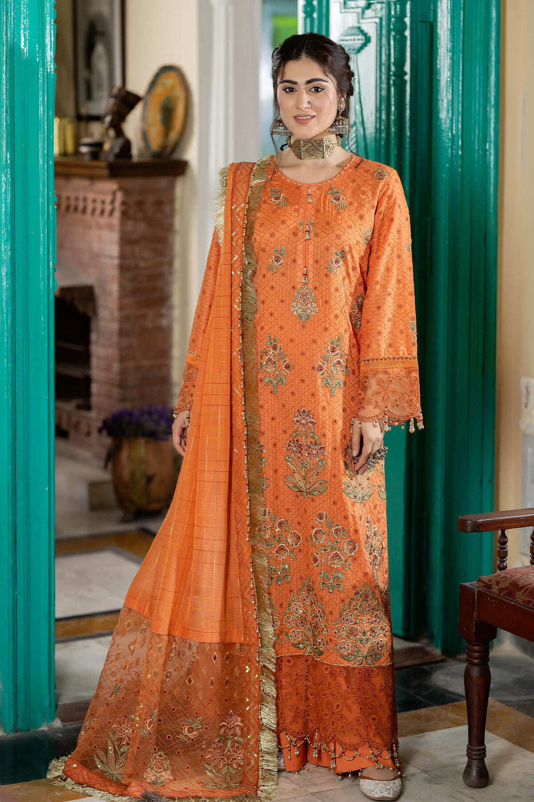 Raeesa Premium | Kimora Lawn Collection | Kimora | HL-16 Zuha - Pakistani Designer Dress - by Raeesa Premium | Type: Luxury - 100% Original at Saira Sultan