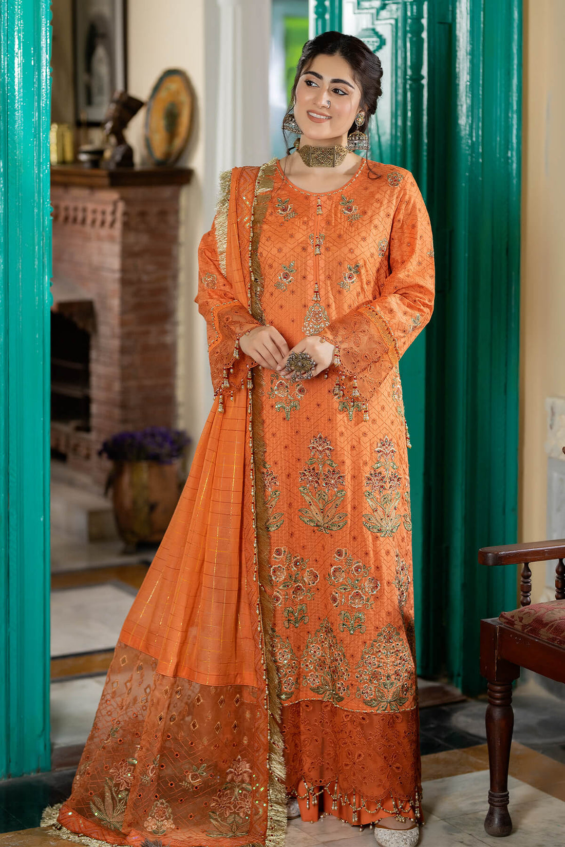 Raeesa Premium | Kimora Lawn Collection | Kimora | HL-16 Zuha - Pakistani Designer Dress - by Raeesa Premium | Type: Luxury - 100% Original at Saira Sultan