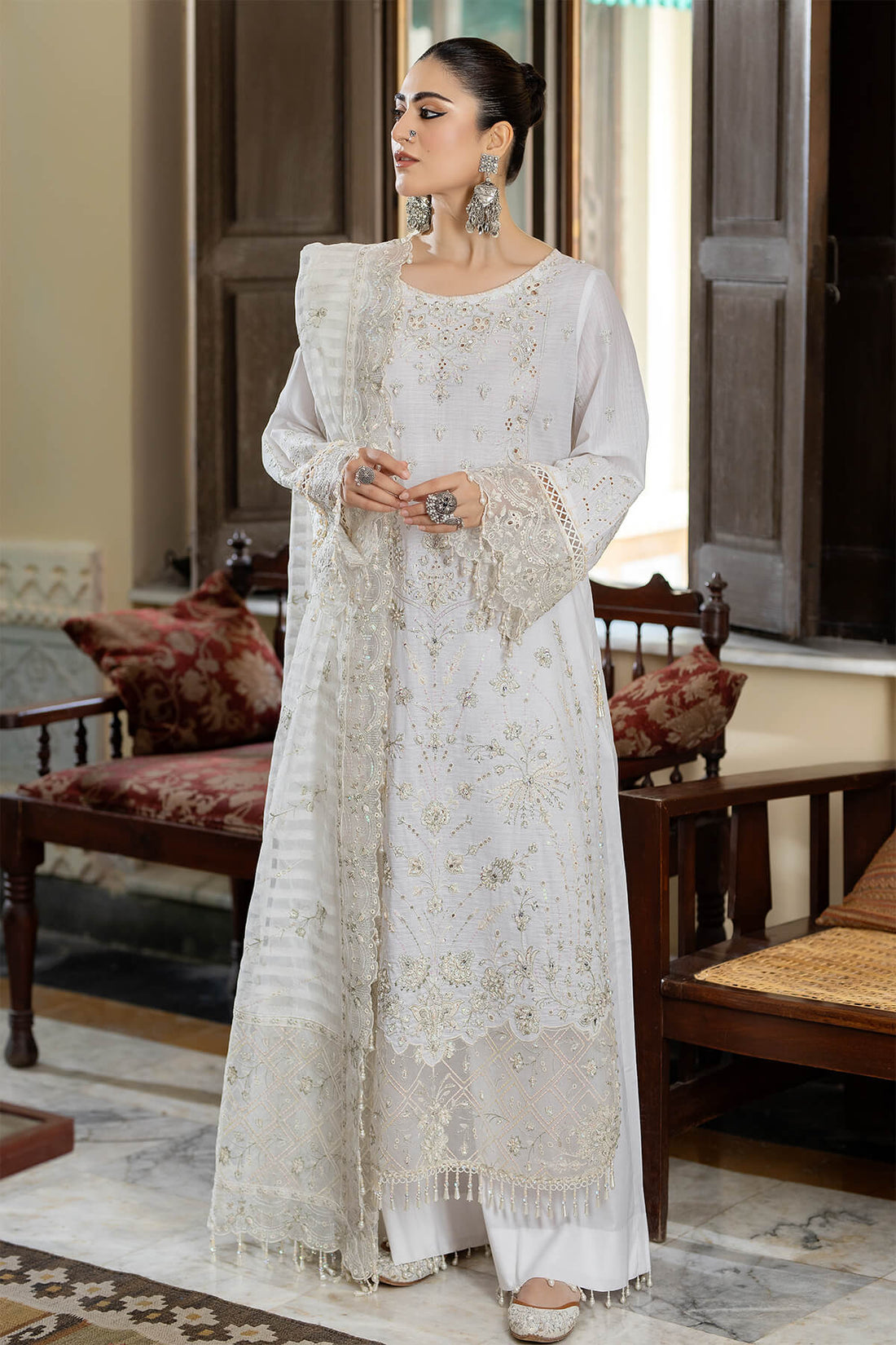 Raeesa Premium | Kimora Lawn Collection | Kimora | HL-18 Marwa - Pakistani Designer Dress - by Raeesa Premium | Type: Luxury - 100% Original at Saira Sultan