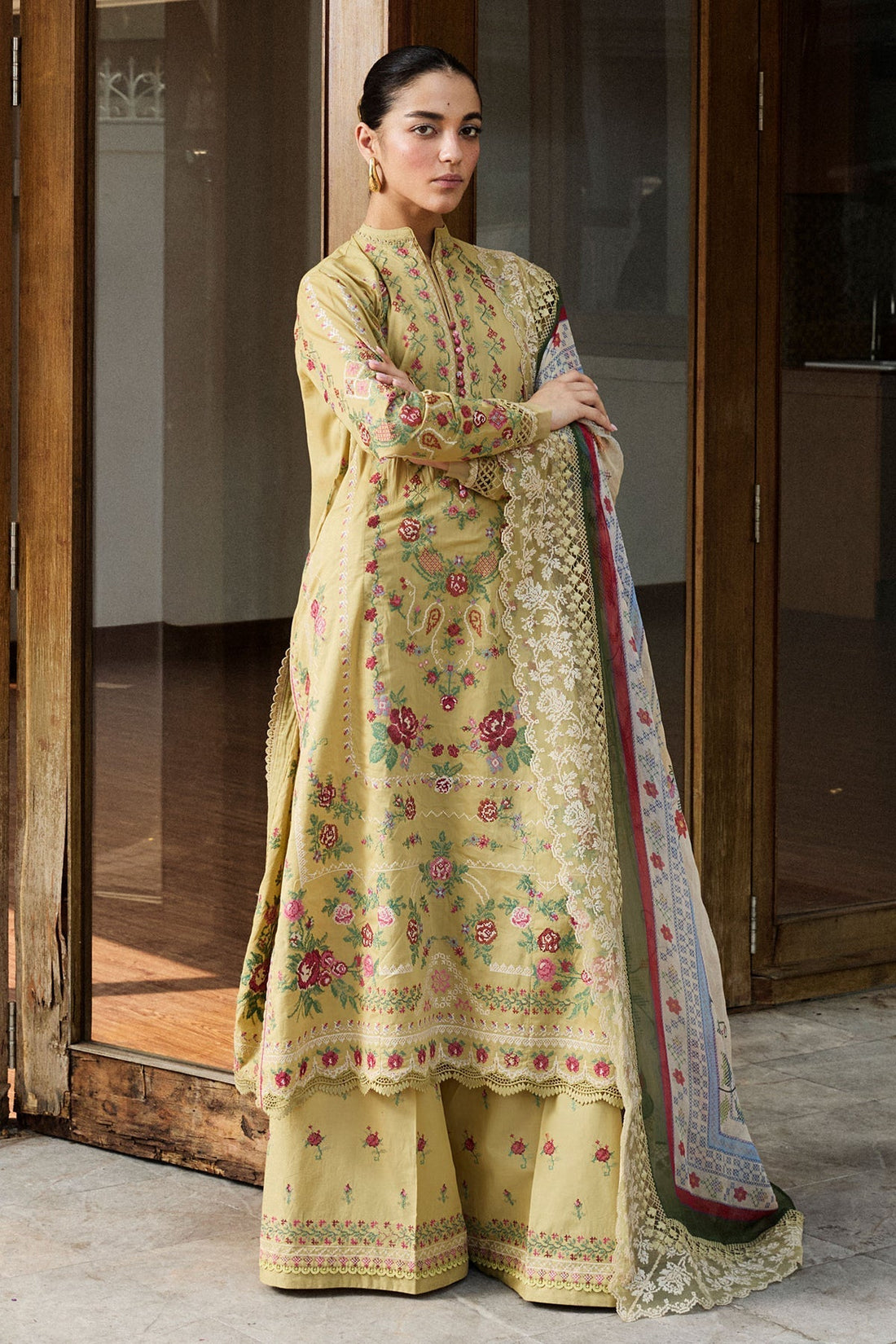 Zara Shahjahan | Satori 25 | Hikari-7B XS Olive Lawn