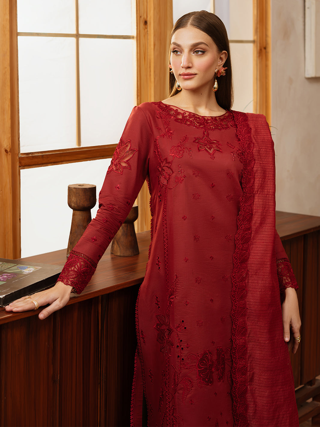 Mahnur | Florence Luxury Lawn 25 | HOORAIN M Deep Red Lawn