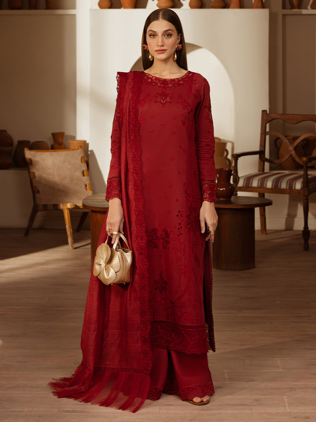 Mahnur | Florence Luxury Lawn 25 | HOORAIN XS Deep Red Lawn