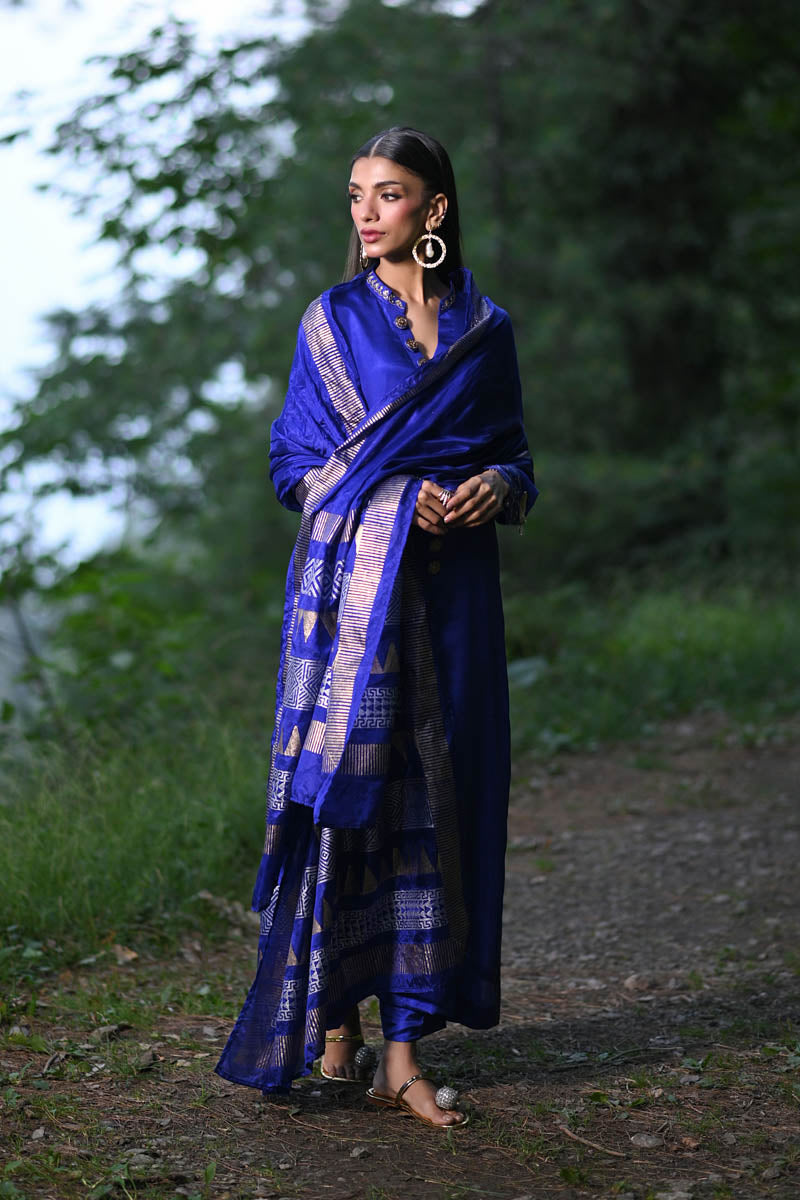 Hue Pret | Farasha Luxury Pret | Livia XL Midnight Blue Pure Silk