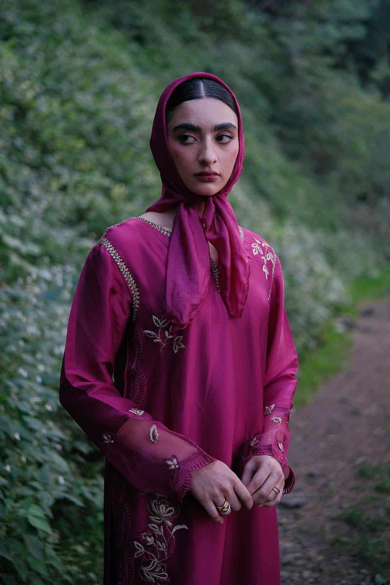 Hue Pret | Farasha Luxury Pret | Lira M Magenta Pure Sheesha Silk