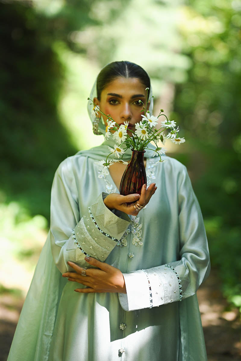 Hue Pret | Farasha Luxury Pret | Risha Custom Size IceBery Green Pure Sheesha Silk