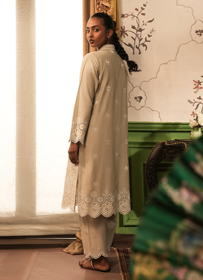 Image | Spring the Tea | ICSE-213284-12408 XS Beige Cotton