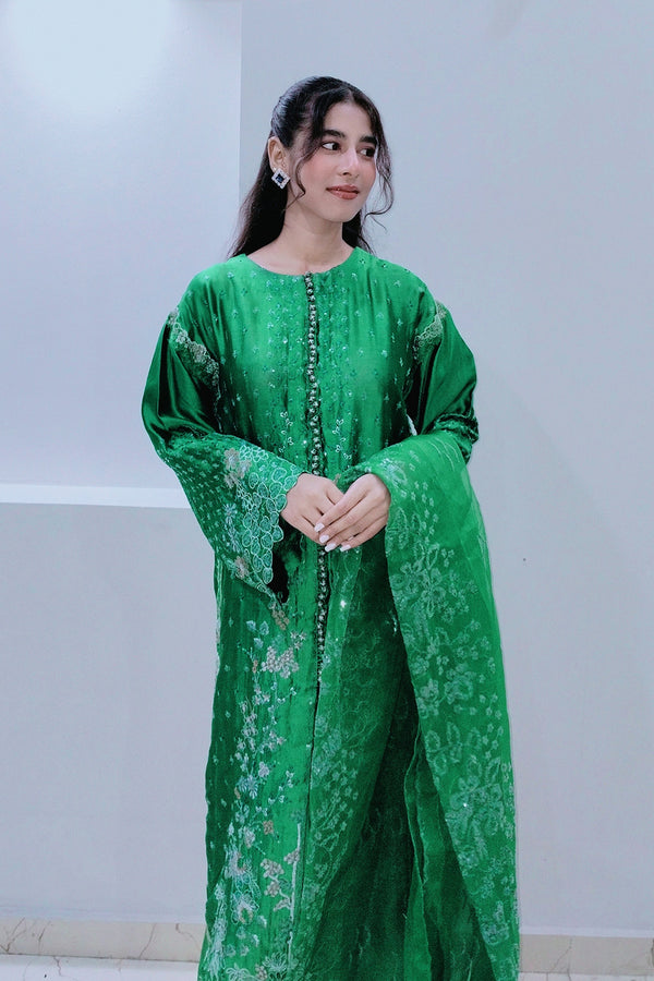 Maryum N Maria | Farisha Formals| JULIA - MW40087 - Pakistani Designer Dress - by Maryum N Maria - Type : Ladies Clothes - 100% Original at Saira Sultan
